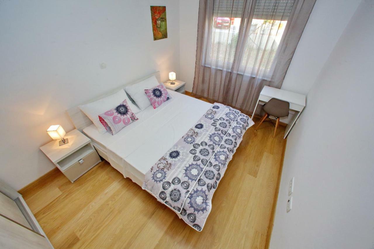 Luxury Apartments Sikiric_2 With Fantastic View On The Sea Бибинье Экстерьер фото