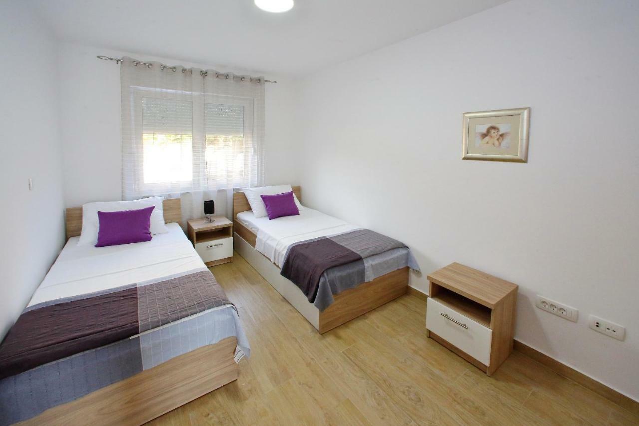 Luxury Apartments Sikiric_2 With Fantastic View On The Sea Бибинье Экстерьер фото